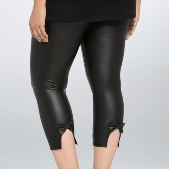 TORRID Faux Leather Black Cropped Leggings Bow Accents On Back - Picture 7 of 10